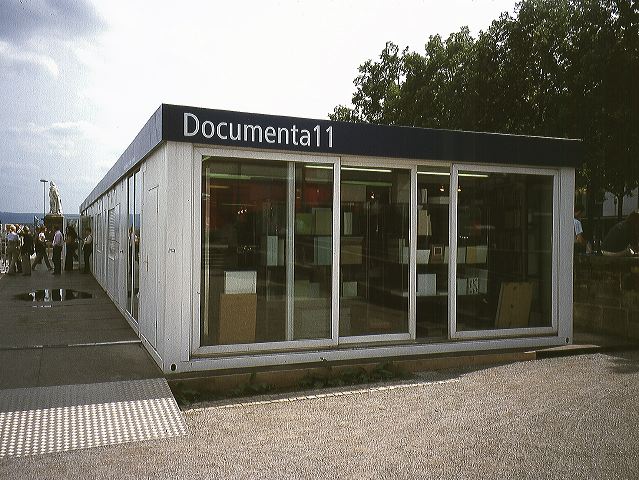 documenta_buchhandlung.jpg